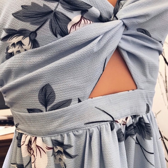 Floral Maxi Cocktail Dress Cutout Front Twist - Picture 5 of 9